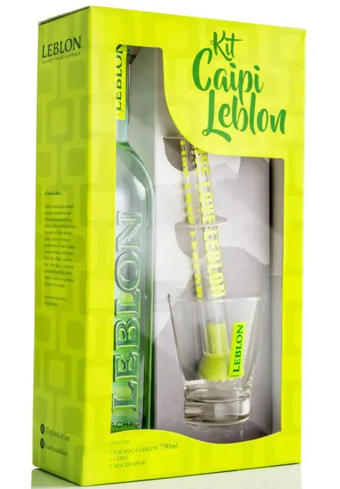 Kit Cachaça Leblon 750 ml + Copo + Macerador